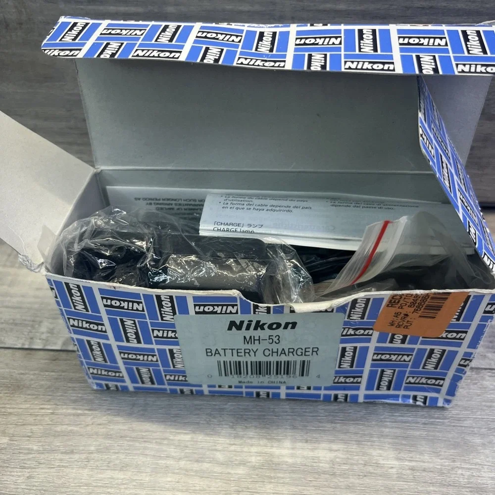 Nikon Battery Charger (MH-53) Genuine Original OEM Brand New In Box